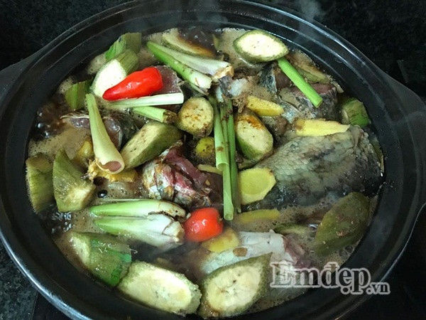 Ca qua kho chuoi xanh thom ngon cho ngay mua