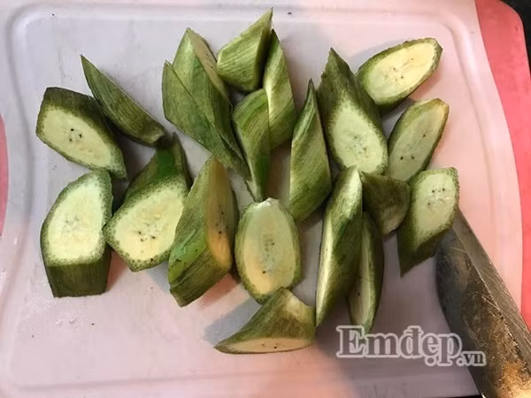 Ca qua kho chuoi xanh thom ngon cho ngay mua