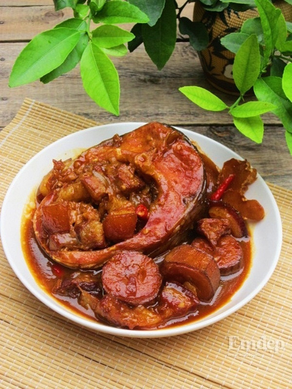 Ca qua kho chuoi xanh thom ngon cho ngay mua