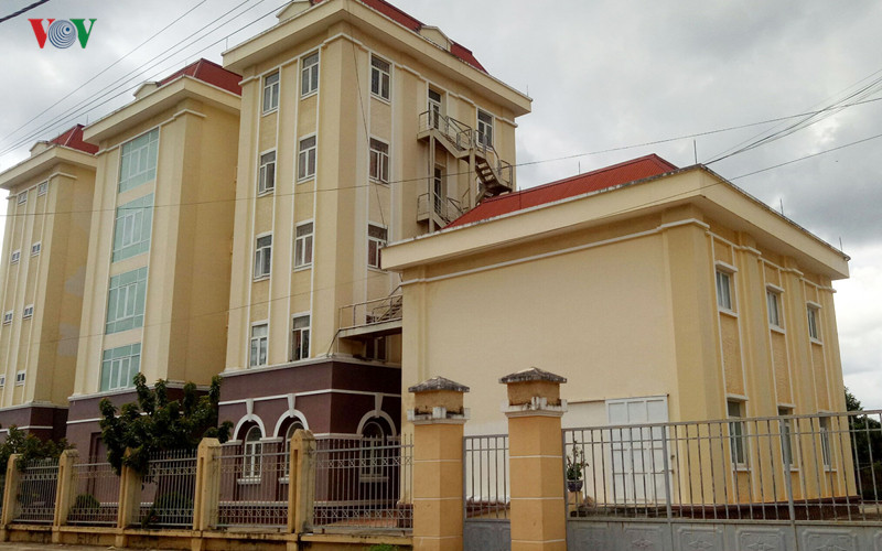 2 cựu cán bộ công an đột nhập cục thi hành án dân sự lấy 22 bánh heroin hình 1 2 cuu can bo cong an dot nhap cuc thi hanh an dan su lay 22 banh heroin hinh 1