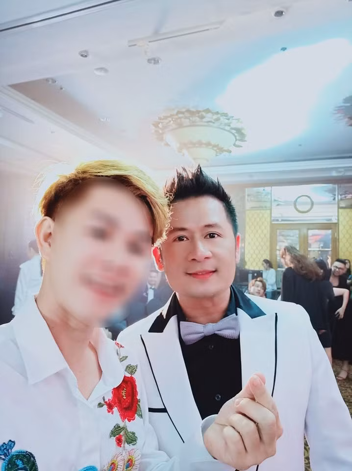 Xôn xao danh tính người “cầm nhầm” túi xách của Thúy Ngân tại sự kiện Mai Vàng ảnh 7