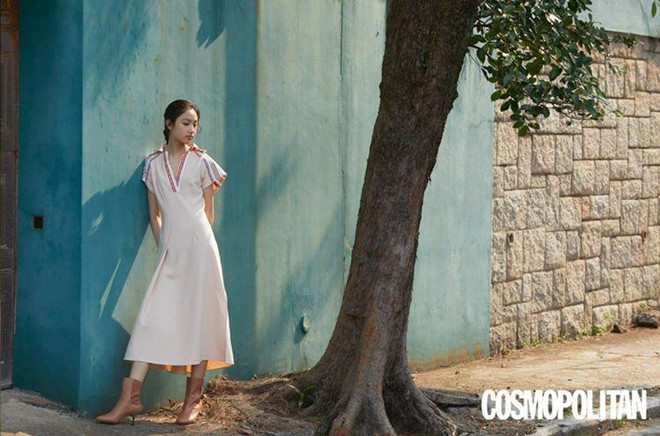 Ngắm dung nhan tuyệt sắc của con gái "ông trùm phim xã hội đen Hong Kong" ảnh 2 Nhan sac con gai