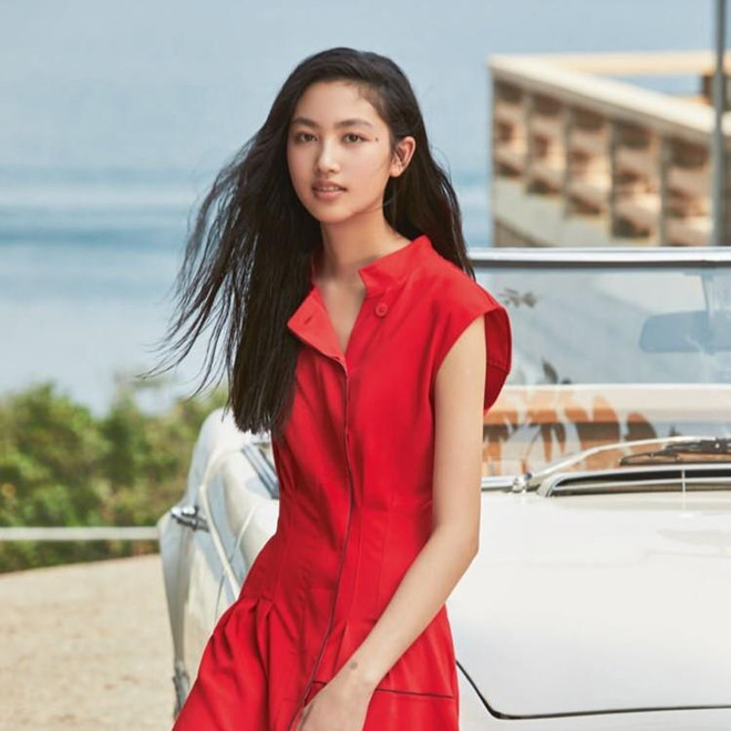 Ngắm dung nhan tuyệt sắc của con gái "ông trùm phim xã hội đen Hong Kong" ảnh 3 Nhan sac con gai