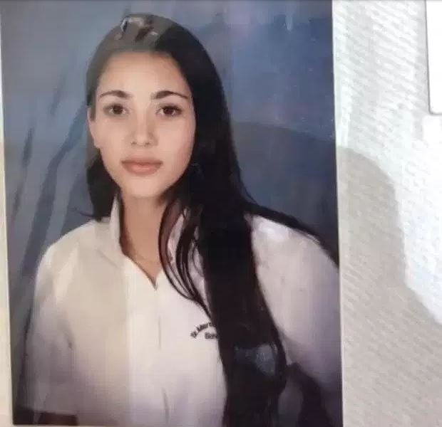 Bất ngờ với loạt ảnh cũ thuở Kim Kardashian chưa sở hữu ‘siêu vòng ba’ - ảnh 5