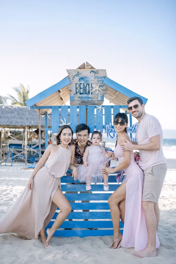 Hiện tại, Myla có hẳn một fanpage với lượng người theo dõi lớn.