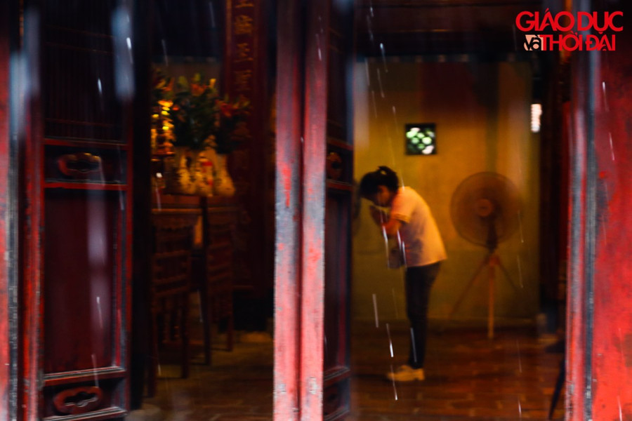 Các thí sinh đều cầu mong được kết quả tốt trong kỳ thi này.