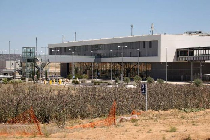 8 sân bay bỏ hoang đáng sợ nhất thế giới ảnh 2 8 sân bay bỏ hoang đáng sợ nhất thế giới ảnh 2