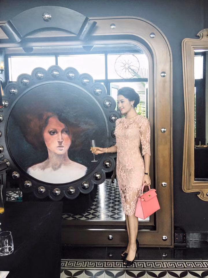 fan hoi loai nuoc hoa hay dung, a hau rich kid dua nguyen bst gay choang vang the nay day - 6