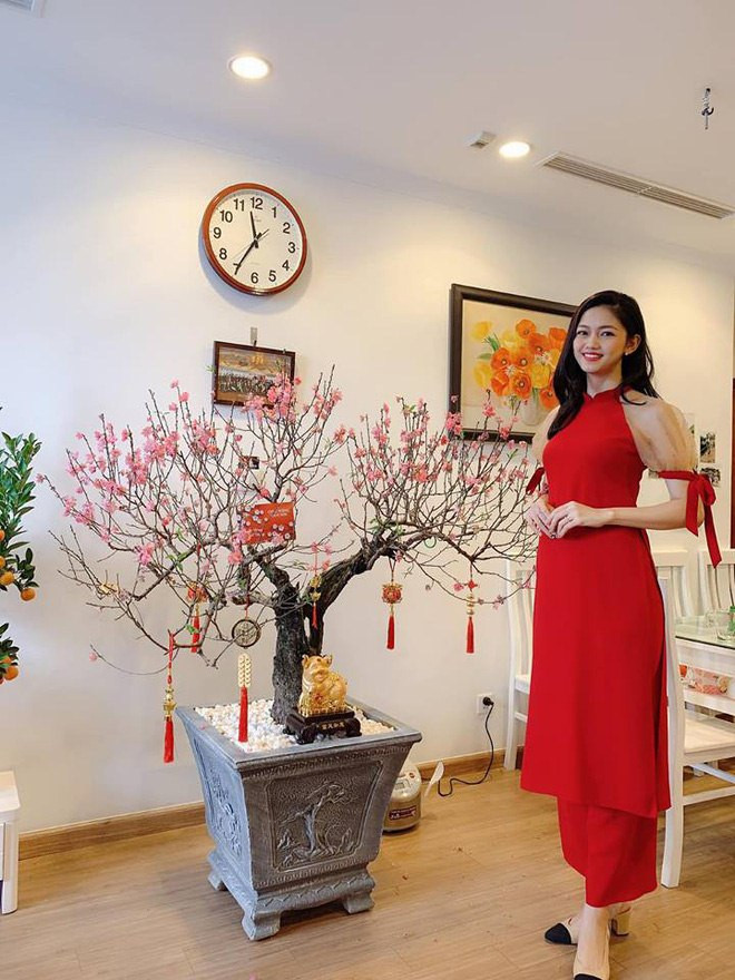 Tò mò cuộc sống của Á hậu lấy chồng đại gia hơn 16 tuổi kín tiếng nhất showbiz Việt hình ảnh 2 to mo cuoc song cua a hau lay chong dai gia hon 16 tuoi kin tieng nhat showbiz viet hinh anh 2