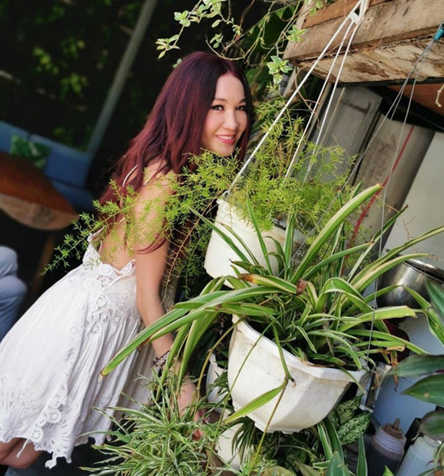 "Đát Kỷ đẹp nhất màn ảnh" Ôn Bích Hà khoe ảnh du lịch ở Nha Trang ảnh 8 Đát Kỷ đẹp nhất màn ảnh Ôn Bích Hà khoe ảnh du lịch ở Nha Trang-8