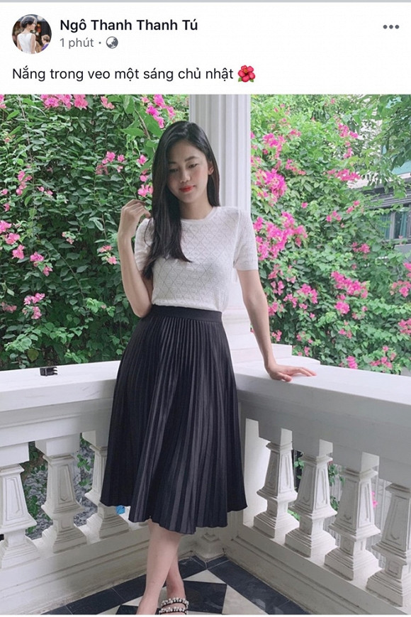 Vừa hạ sinh quý tử cho đại gia đất Bắc, Á hậu Thanh Tú xuất hiện với vóc dáng gây ngỡ ngàng ảnh 1 Vừa hạ sinh quý tử cho đại gia đất Bắc, Á hậu Thanh Tú đã xuất hiện mình hạc xương mai gây ngỡ ngàng-2