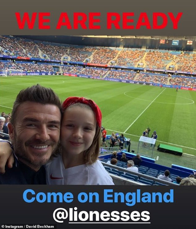 david beckham "đốn tim" người hâm mộ với hành động âu yếm con gái cưng hình 8 david beckham "don tim" nguoi ham mo voi hanh dong au yem con gai cung hinh 8
