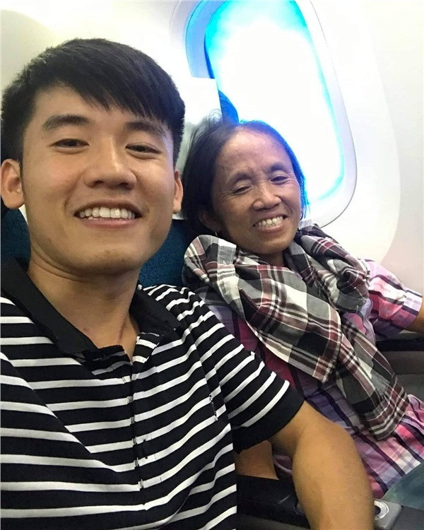 Youtube vừa bật chức năng kiếm tiền, bà Tân Vlog hé lộ số thu nhập khiến ai nghe xong cũng giật mình ảnh 2 Youtube vừa bật chức năng kiếm tiền, bà Tân Vlog hé lộ số thu nhập khiến ai nghe xong cũng giật mình-3