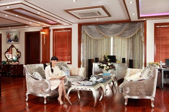 Cận cảnh cơ ngơi trăm tỷ của ca sĩ Trang Nhung và chồng đại gia ảnh 4 Cơ ngơi trăm tỷ của ca sĩ Trang Nhung và chồng đại gia