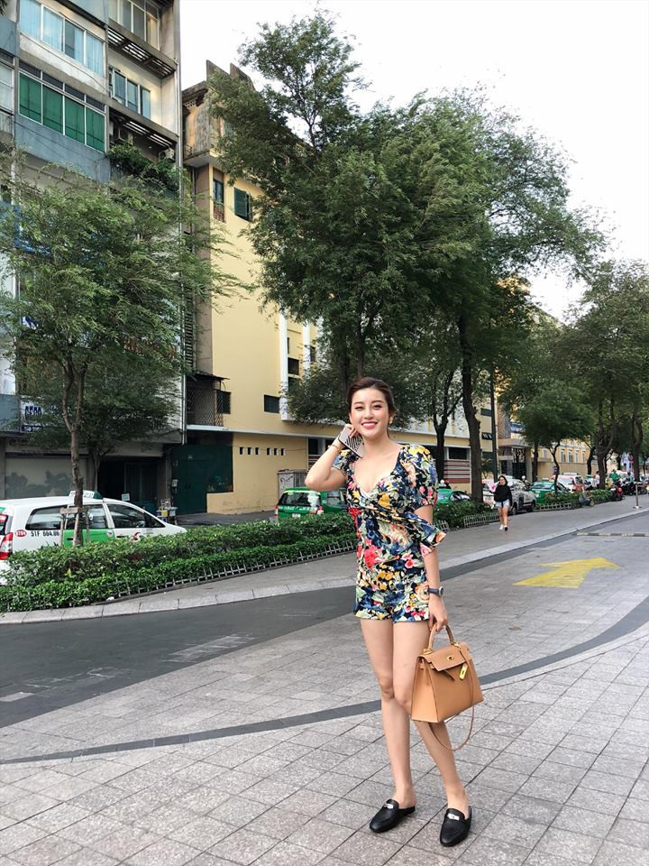 Á hậu Huyền My tiết lộ bộ sưu tập nước hoa “khủng” không kém Trấn Thành ảnh 14 fan hoi loai nuoc hoa hay dung, a hau rich kid dua nguyen bst gay choang vang the nay day - 14