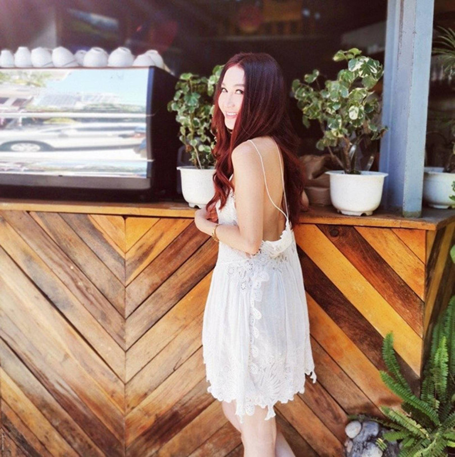 "Đát Kỷ đẹp nhất màn ảnh" Ôn Bích Hà khoe ảnh du lịch ở Nha Trang ảnh 5 Đát Kỷ đẹp nhất màn ảnh Ôn Bích Hà khoe ảnh du lịch ở Nha Trang-5