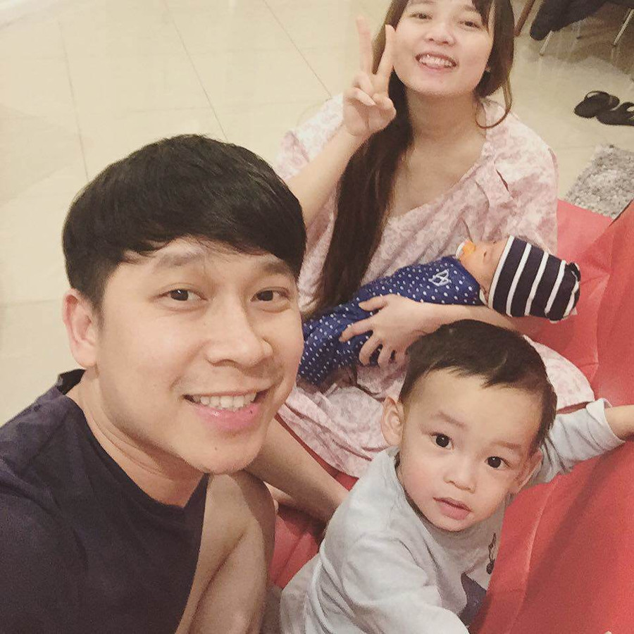 Lấy chồng ca sĩ, hai mỹ nhân lui về làm vợ, kiếm tiền giỏi lại khéo nuôi con ảnh 1 lay chong ca si, hai my nhan bo nghe ve lam vo, kiem tien gioi lai kheo nuoi con - 1
