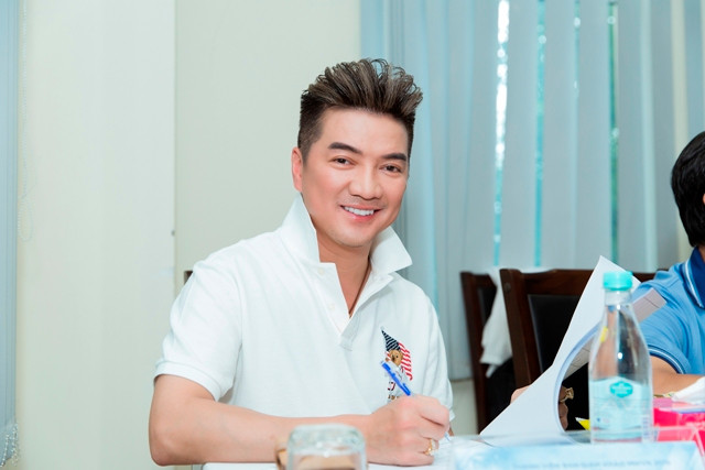 Ca sĩ Đàm Vĩnh Hưng với vai trò là Giám khảo.