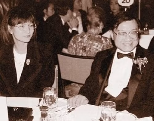 cai chet bi an cua con trai ly tieu long va kim dung hinh anh 6