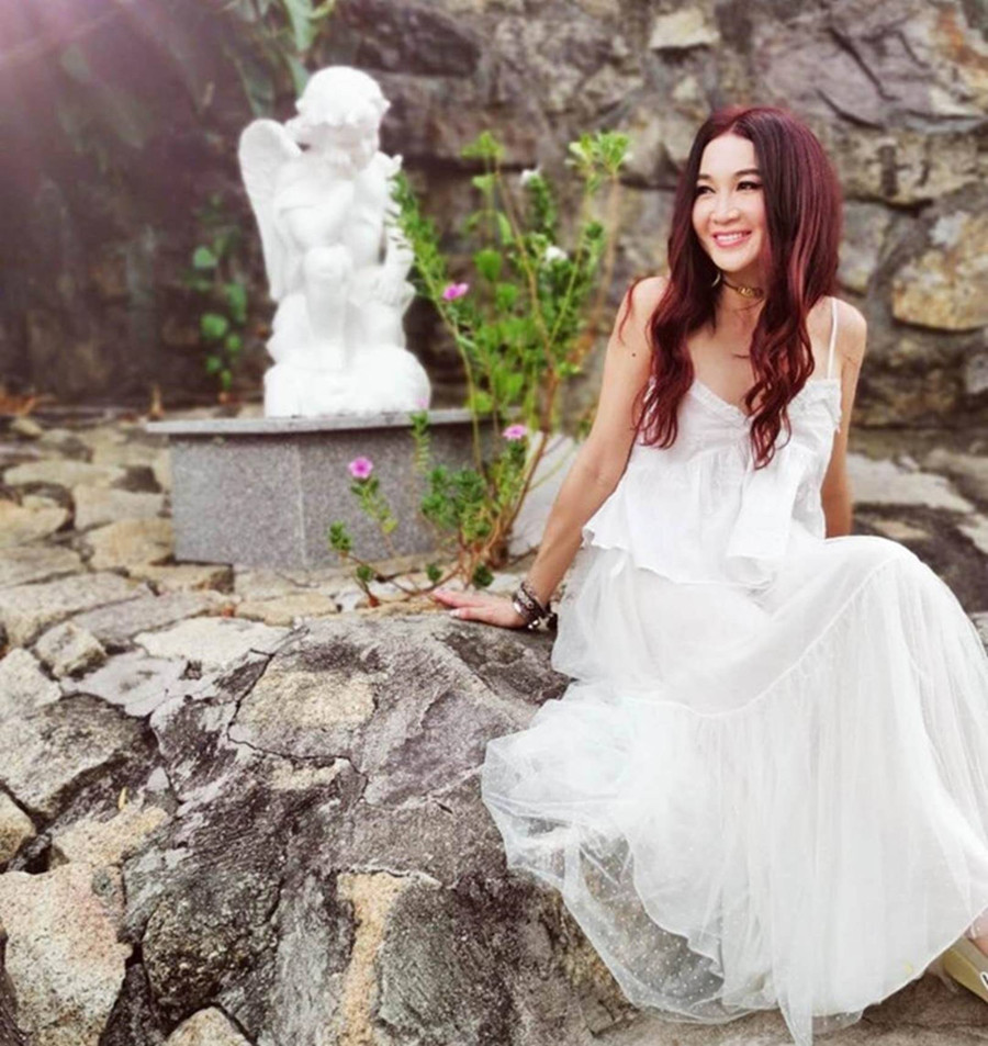 "Đát Kỷ đẹp nhất màn ảnh" Ôn Bích Hà khoe ảnh du lịch ở Nha Trang ảnh 3 Đát Kỷ đẹp nhất màn ảnh Ôn Bích Hà khoe ảnh du lịch ở Nha Trang-3