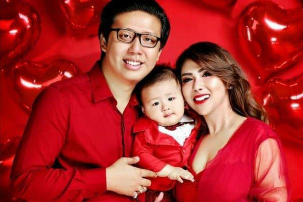 7 ngày gặp mặt đã kết hôn, MC xinh đẹp được chồng tỷ phú làm điều khó tin này ảnh 3 7 ngay gap mat da ket hon, mc xinh dep “nang” ngay ty phu, cuoi ve bat chong rua chan - 4