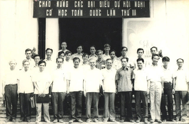 Các nhà khoa học đặt nền móng cho Olympic Cơ học 30 năm qua
