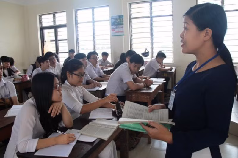 Bảo vệ danh dự, nhân phẩm và an toàn cho giáo viên 