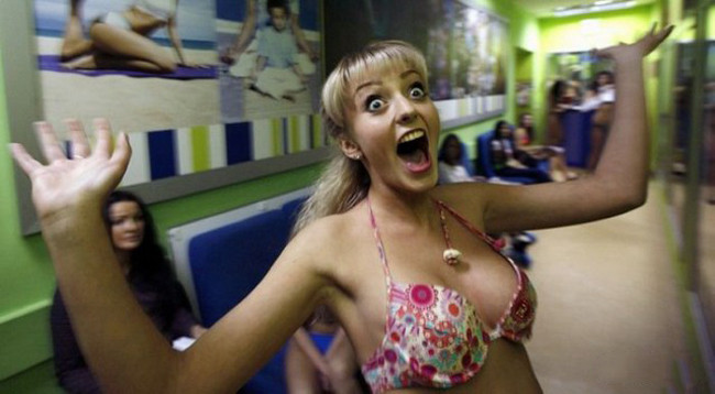 Một khi chị béo khoe khéo mình giỏi múa cột hình ảnh 2 mot khi chi beo khoe kheo minh gioi mua cot hinh anh 2