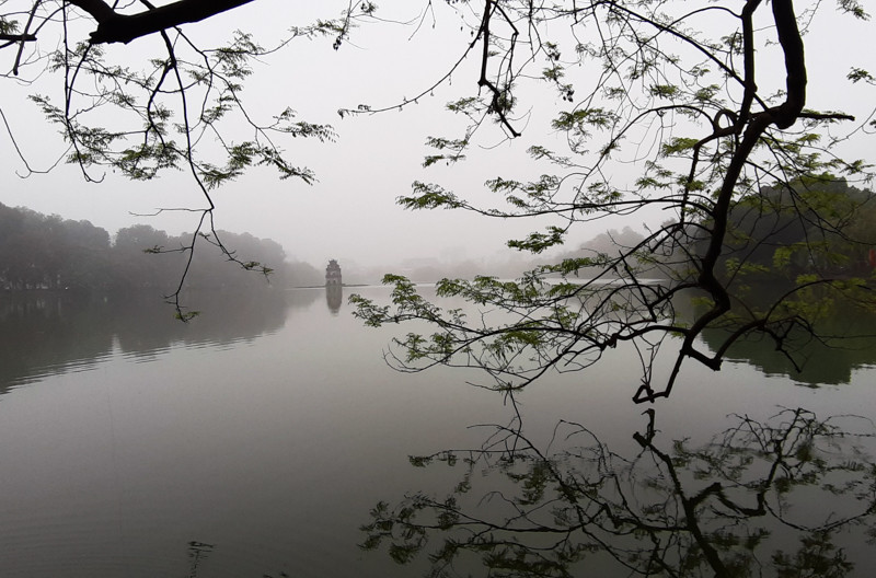 Trong sáng sớm ngày hôm nay, độ ẩm không khí cao