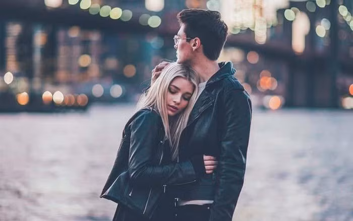 Những dấu hiệu cho thấy chàng vẫn chưa quên được người yêu cũ ảnh 5