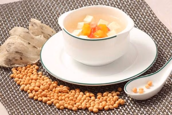 Công dụng của tổ yến đối với trẻ em ảnh 3