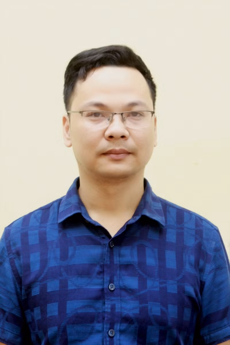 Thầy Trần Đức Tuấn.