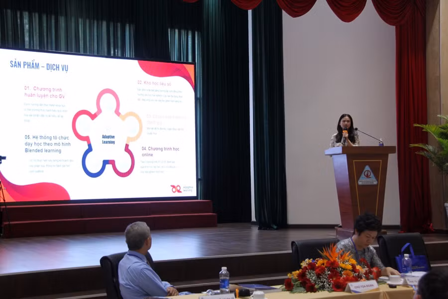 Ths. Nguyễn Thị Quyên - Giám đốc Công ty CP Giáo dục toàn cầu (AEGlobal) chia sẻ tại hội thảo.