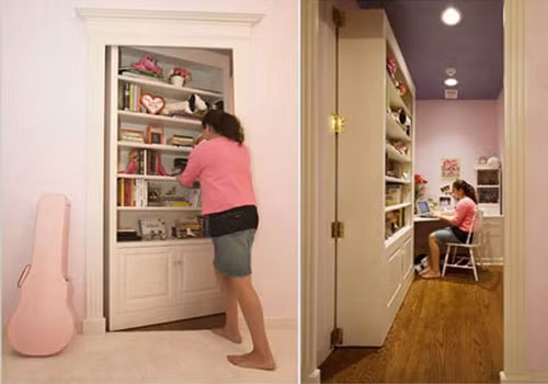 Vô tình phát hiện ra mấy cuốn sổ đó khiến tôi vô cùng đau khổ. 