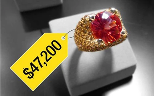 Nhẫn sapphire và ruby có thể kết hợp với tóc người, tro người...