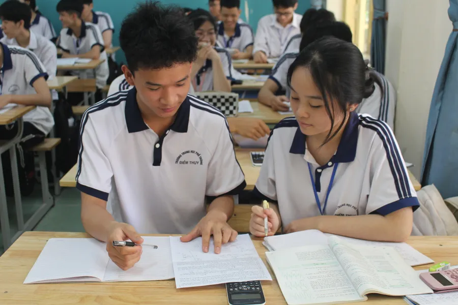 Thái Nguyên gần 900 thí sinh được miễn thi môn Ngoại ngữ.