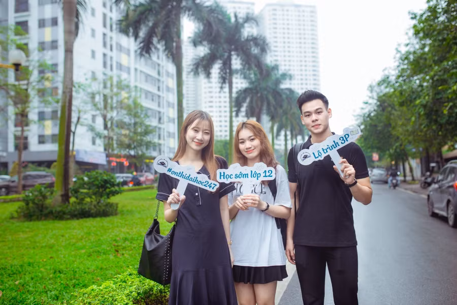 Học sinh lớp 11 đi thẳng tới đích Đại học nhờ lộ trình học toàn diện của Ôn thi đại học 247