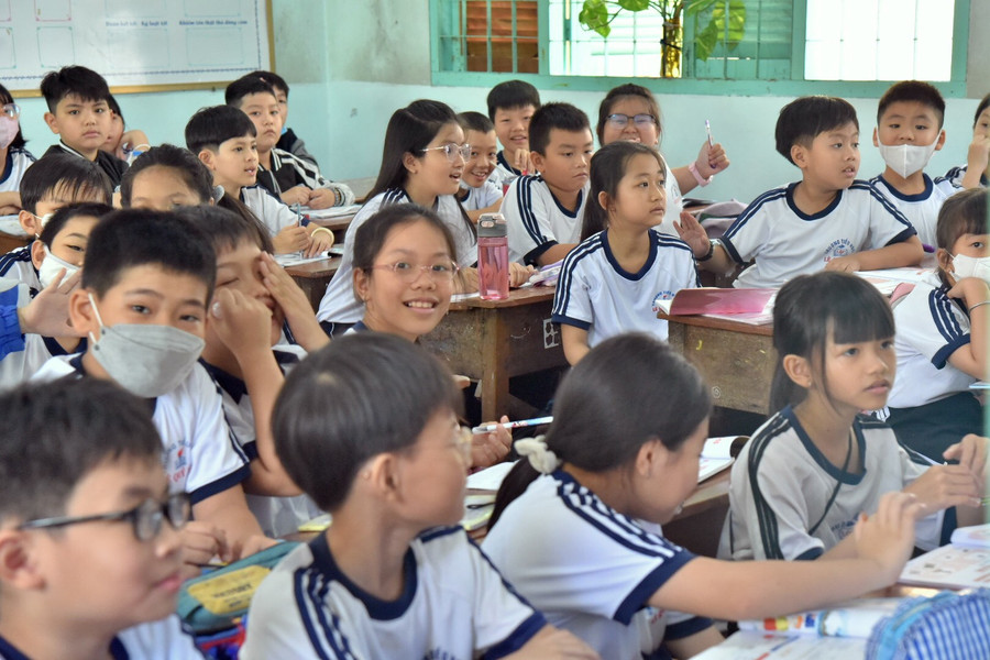 Đồng Tháp đồng bộ giải pháp đảm bảo an toàn cho học sinh đến lớp. Đồng Tháp đồng bộ giải pháp đảm bảo an toàn cho học sinh đến lớp.