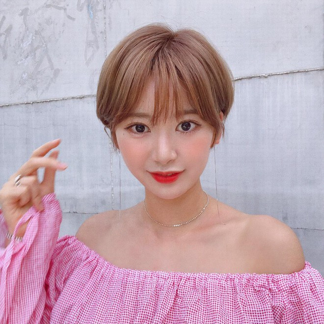 4 kiểu tóc có thể “hack” tóc mỏng dày hơn gấp 2 gấp 3, xinh hết nấc ảnh 10 4 kiểu tóc có thể “hack” tóc mỏng dày hơn gấp 2 gấp 3, xinh hết nấc ảnh 10