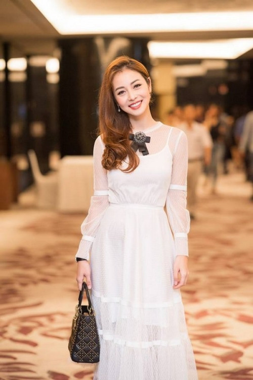 4 kiểu trang phục người đẹp Việt thường xuyên diện để giấu nhẹm bắp tay thô ảnh 16 Kết quả hình ảnh cho girl