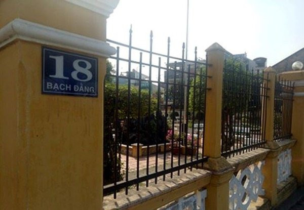 Cận cảnh ngôi nhà 300 thợ xây trong 3 năm độc nhất ở Bình Dương ảnh 10 tan thay ngoi nha 300 tho xay trong 3 nam doc nhat o binh duong - 11