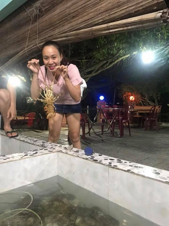 ban-than-cua-thu-trong-ve-nha-di-con-ngoisaovn-21-w720-h960 ban-than-cua-thu-trong-ve-nha-di-con-ngoisaovn-21-w720-h960