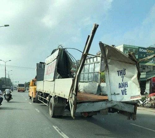 Chắc ai đó sẽ về.