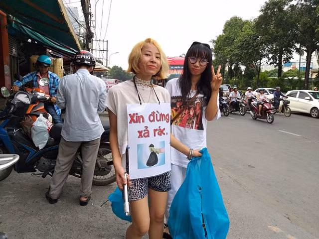 Người trẻ thời nay quá ích kỷ? - Hình 2