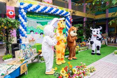 Thông điệp chương trình được thể hiện qua vở kịch thú vị của các nhân vật hoạt hình Thông điệp chương trình được thể hiện qua vở kịch thú vị của các nhân vật hoạt hình