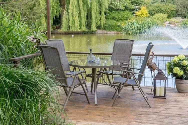 Người vợ câm lặng trước lời đề nghị của chồng ở phương xa