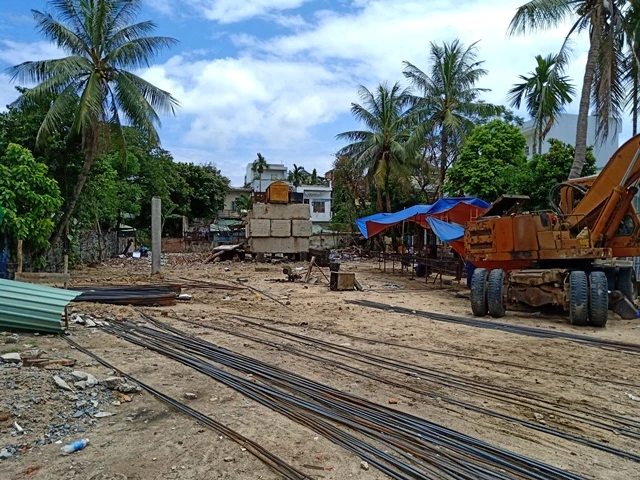 Công trình Trường MN Hoàng Lan mới dự kiến hoàn thành vào cuối tháng 2 đầu tháng 3/2019 nhưng đến nay mới triển khai mặt bằng xây dựng