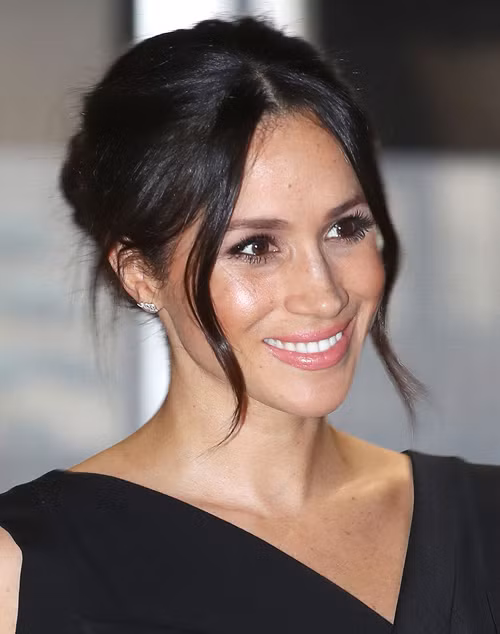 Phong cách làm đẹp của diễn viên sắp làm vợ Hoàng tử Harry