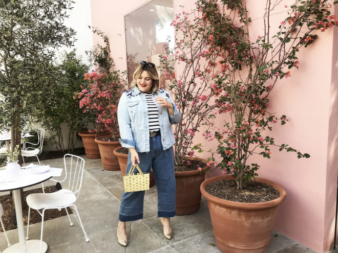 Trở thành biên tập viên là bước đệm đưaNicolette Mason đến gần với đam mê thời trang. Ảnh:Nicolette Mason Nữ blogger cùng người bạn thân Gabi. Ảnh: Stylish Curves