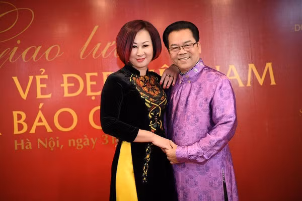 Vợ chồng nghệ sĩ Trần Nhượng - Bích Vân.